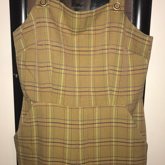 Romper - Picture 2 of 2